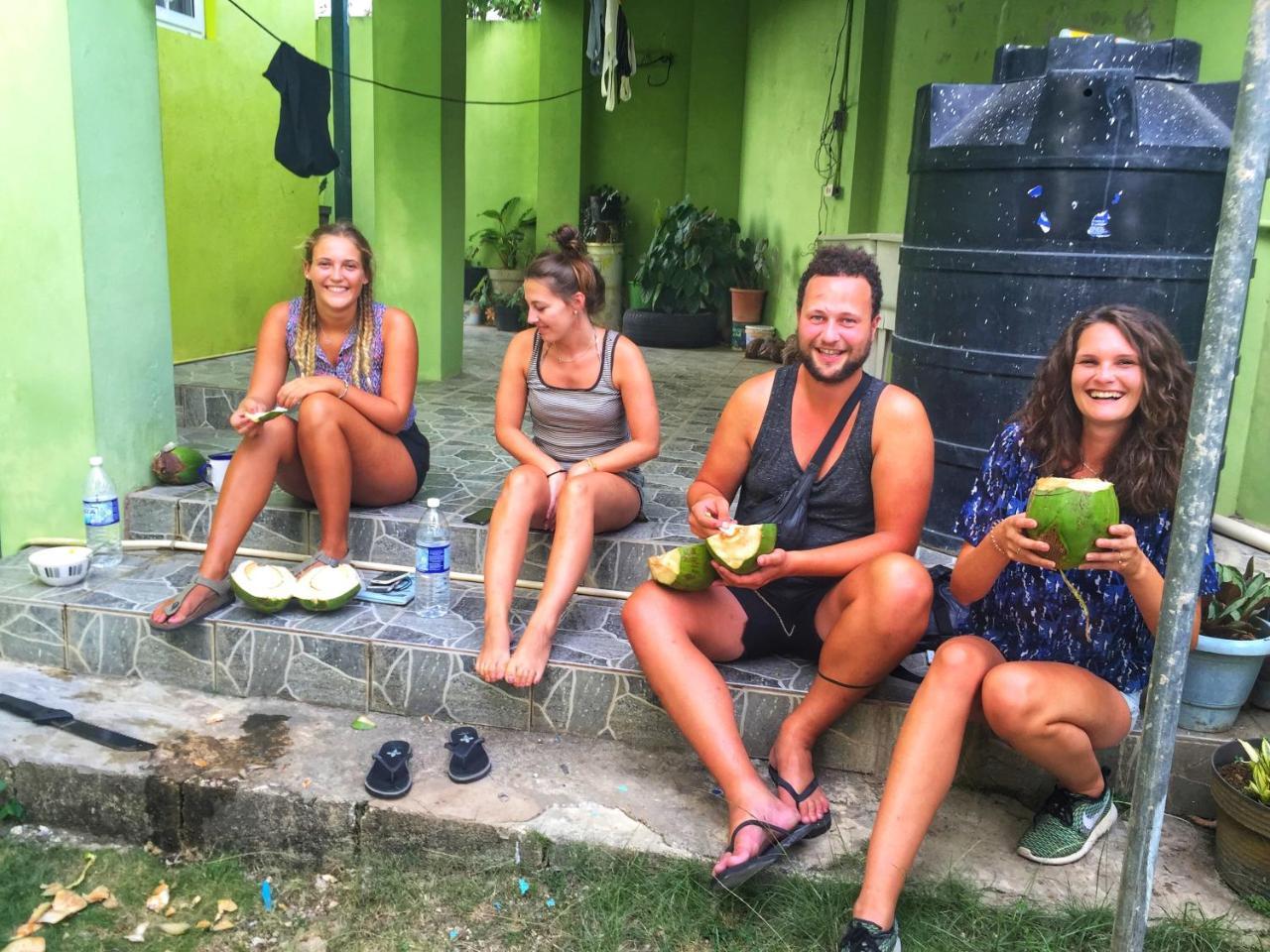 Yaad Hostel Μοντέγκο Μπέυ Εξωτερικό φωτογραφία