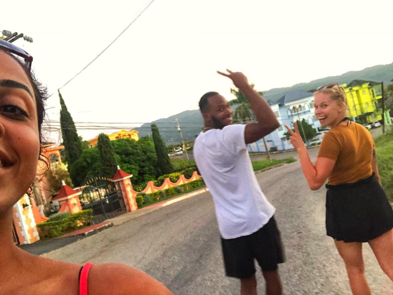 Yaad Hostel Μοντέγκο Μπέυ Εξωτερικό φωτογραφία