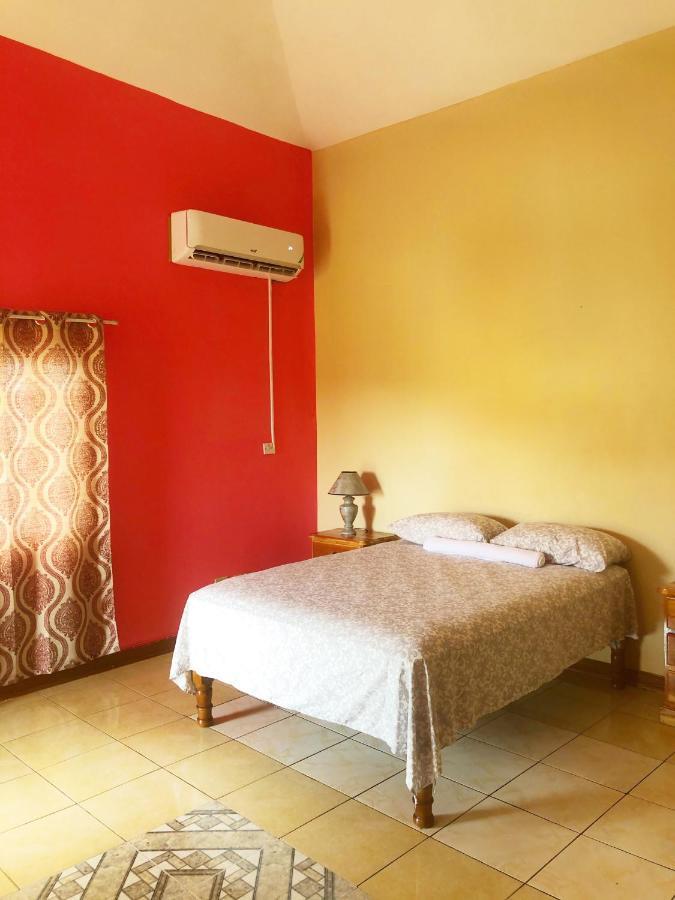 Yaad Hostel Μοντέγκο Μπέυ Εξωτερικό φωτογραφία